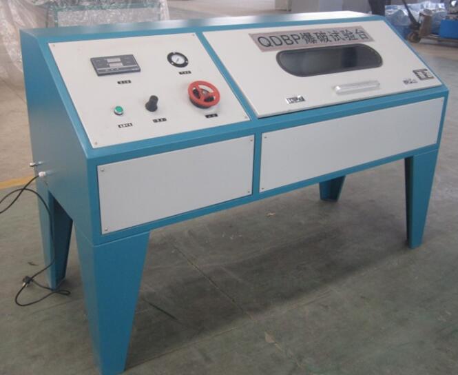 胶管爆破试验台