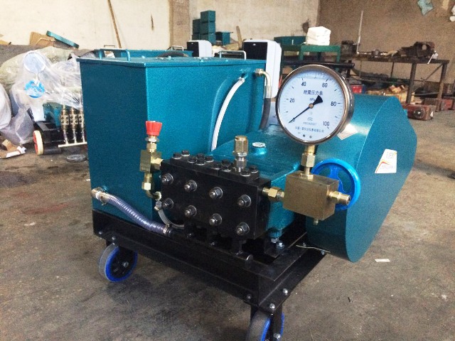 电动试压泵