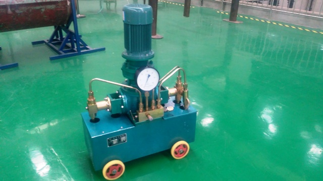 电动试压泵
