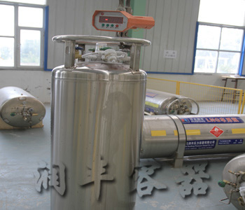 汽车用液化天然气气瓶图片2 汽车用液化天然气气瓶图片2