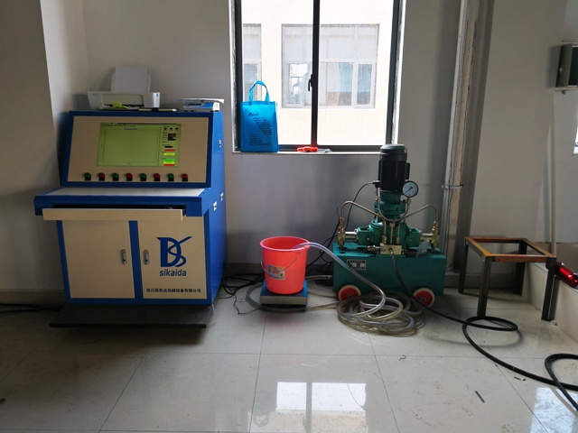 试压泵灭火器水压爆破试验机图片2 试压泵灭火器水压爆破试验机图片2